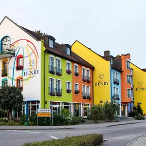 Henry Hotel